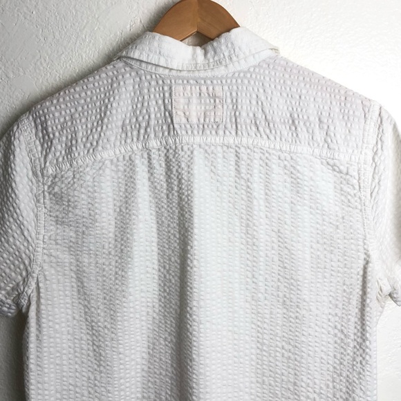 White Casual Short-Sleeve Hollister Button Up - Picture 3 of 3